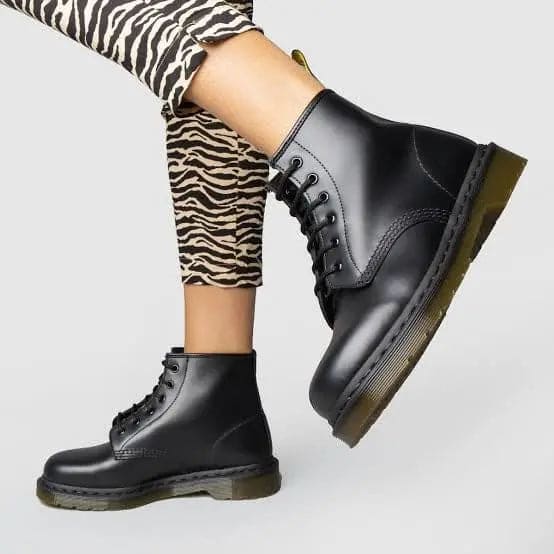 Dr Martens 1460 8-Eye Boot Smooth
